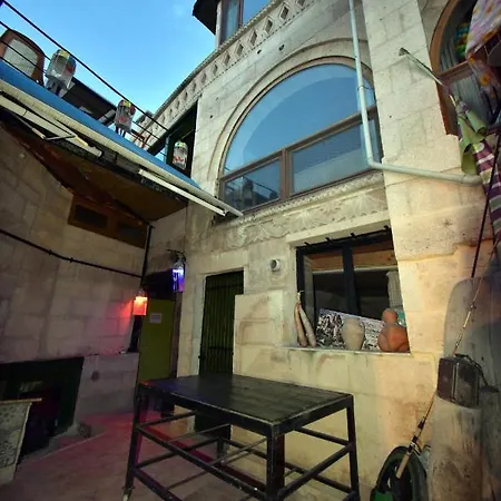 ベッド・アンド・ブレックファスト Mommys Cave House ギョレメ